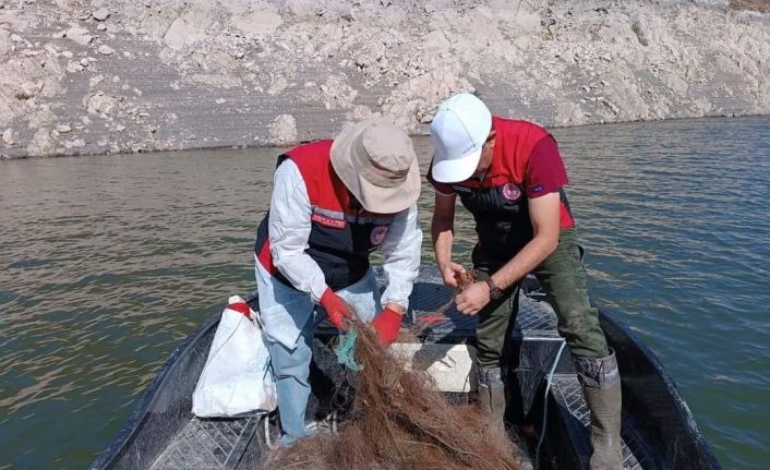 Barajda 550 metrelik hayalet ağ ele geçirildi