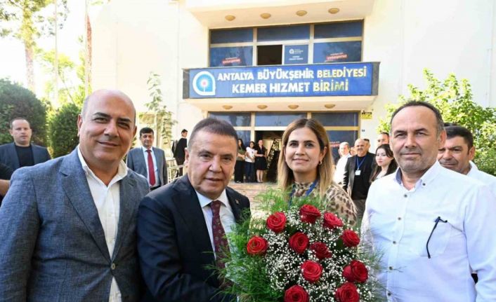 Başkan Böcek: “Antalya için var gücümüzle çalışmaya devam ediyoruz”