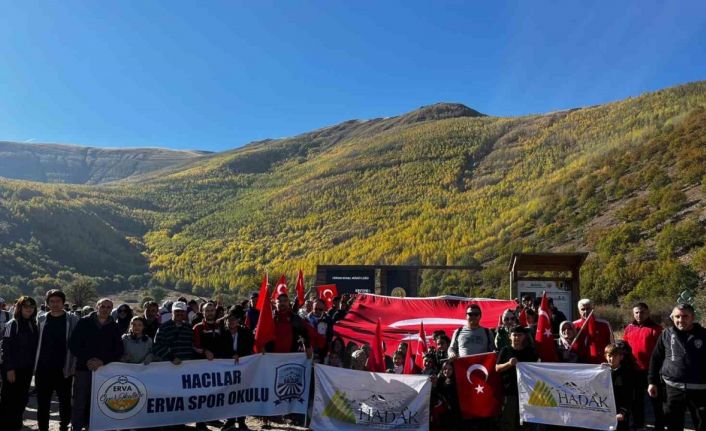 Başkan Özdoğan, Ortaseki Ormanları’nda Cumhuriyet Yürüyüşü’nde