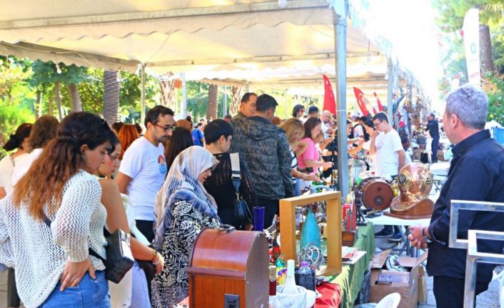 Binbir çeşit antika bu festivalde