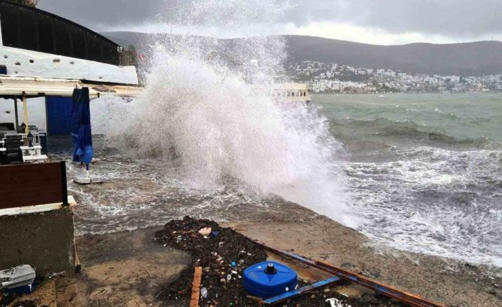 Bodrum-Kaş arasında fırtına uyarısı