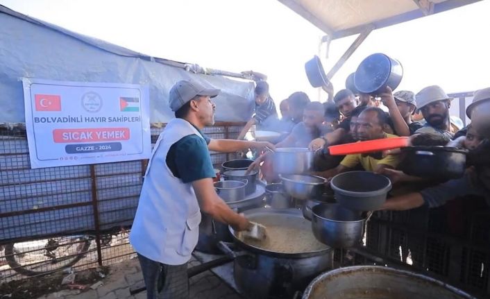 Bolvadinli hayırseverler Gazze’ye ulaştı