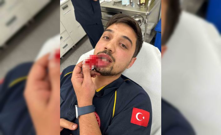 Bursa’da ambulans şoförü darp edildi