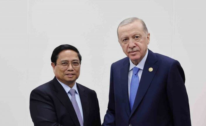 Cumhurbaşkanı Erdoğan, Vietnam Başbakanı Pham ile bir araya geldi