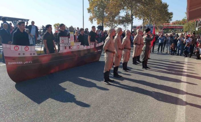 Cumhuriyet’in 101. yılı kutlamalarında Jandarma ve polis gösterileri nefes kesti