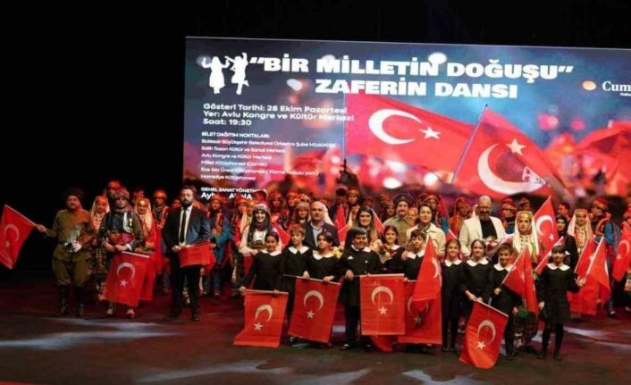 Cumhuriyet’in 101. yılında zaferin dansı sahnelendi