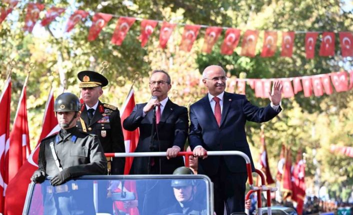 Deprem bölgesi Malatya’da 29 Ekim Cumhuriyet Bayramı Coşkusu