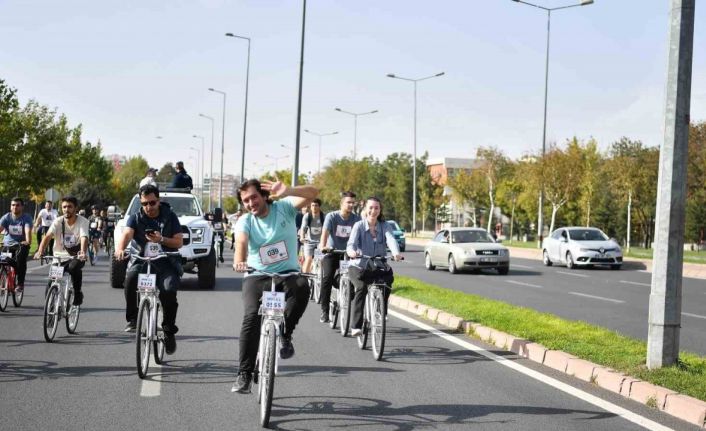 Doktorlar, büyükşehir ile ’sağlık’ için pedalladı