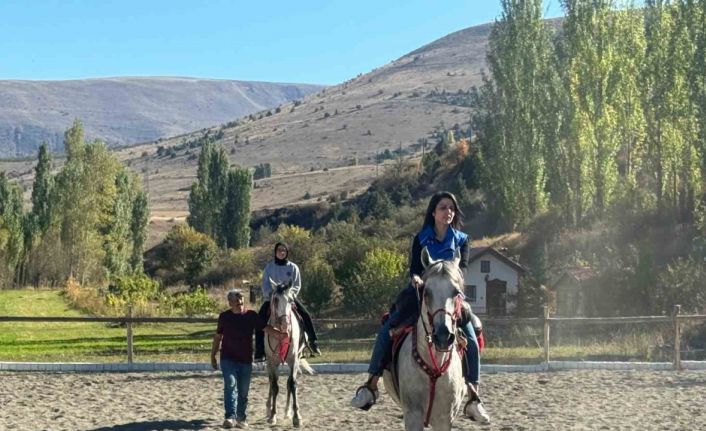 Dünya Kız Çocukları Günü’nde öğrenciler unutulmaz bir gün yaşadılar