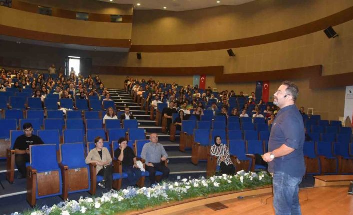 Düzce Üniversitesi beden dilini öğretti