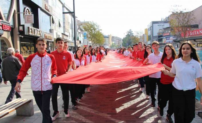 Düzce’de Amatör Spor Haftası yürüyüşle başladı