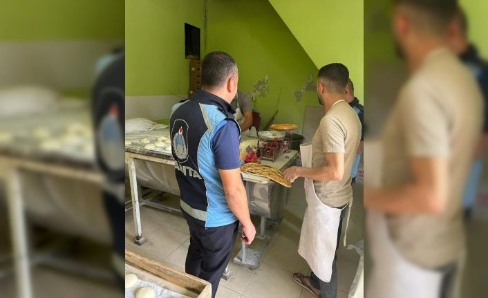 Elazığ’da zabıta ekipleri market, fırın ve kasapları denetledi