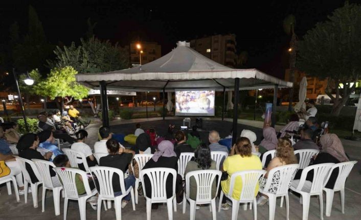 Engelsiz Yaşam Parkı’nda sinema keyfi