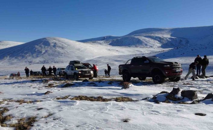 Erzurum’un saklı güzelliklerini off-road ile keşfediyorlar