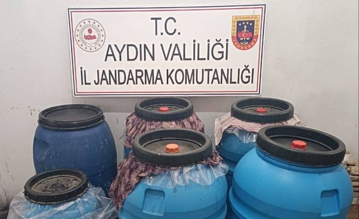 Evinin deposunda ürettiği alkolleri satan şüpheli yakalandı