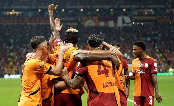 Galatasaray’da derbide hedef 3 puan