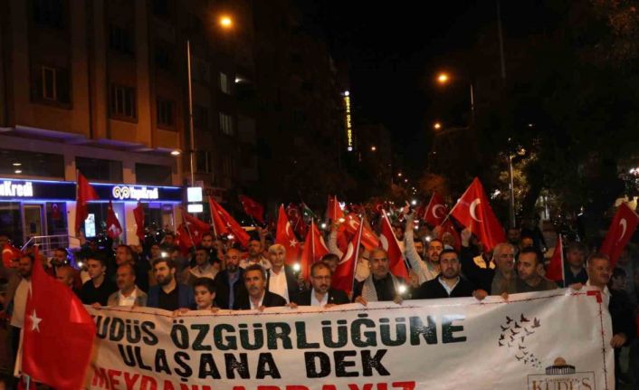 Gaziantep’te Filistin şehitleri için yürüyüş düzenlendi