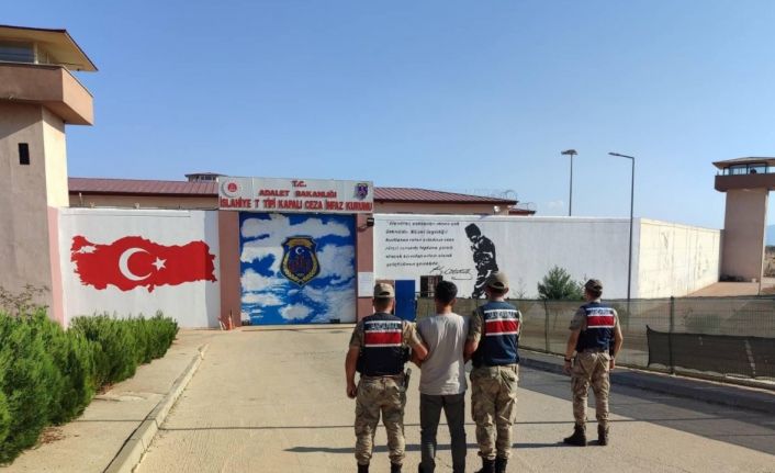 Gaziantep’te terör sempatizanına jandarma baskını