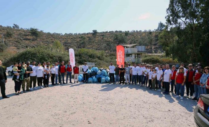 Güllük Lagünü’nde çevre temizliği