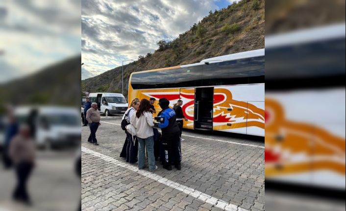 Gümüşhane’de polisler öğrencileri hırsızlık ve dolandırıcılık suçları hakkında bilgilendirdi