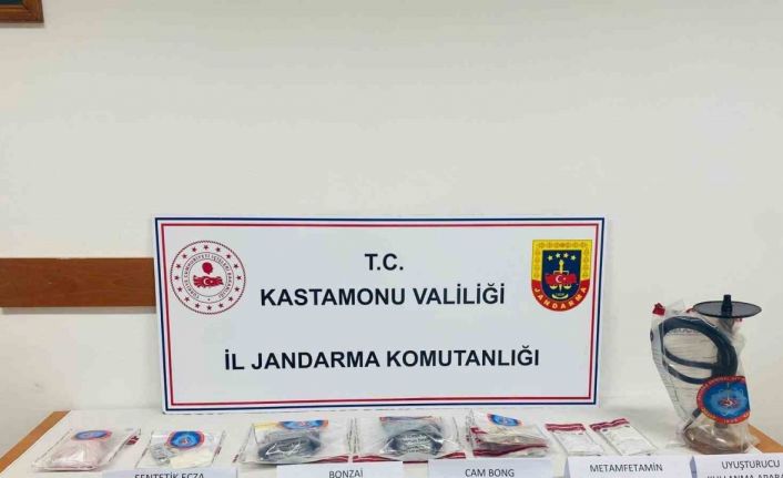 İş yerinde uyuşturucuyla yakalanan 3 kişi tutuklandı