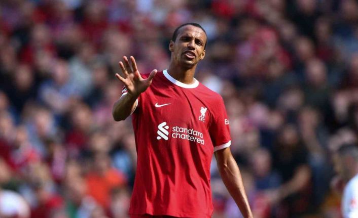 Joel Matip futbolu bıraktığını açıkladı