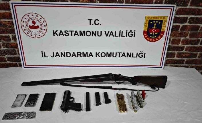 Kastamonu’da uyuşturucuyla yakalanan 2 kişi tutuklandı