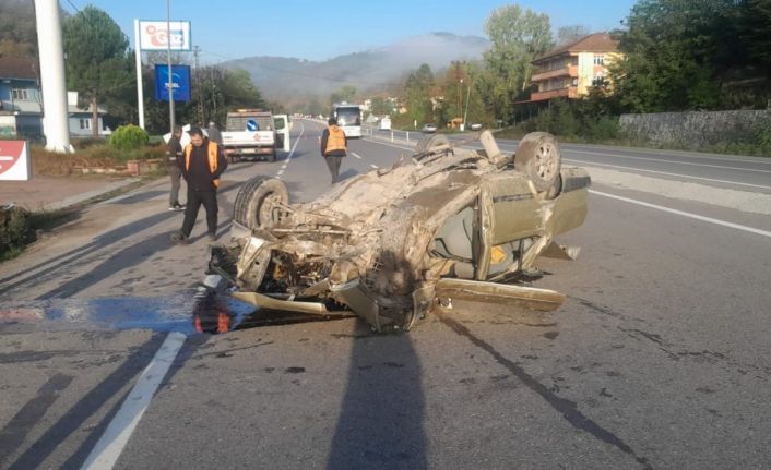 Kontrolden çıkan Tofaş takla atıp ters döndü, sürücü yaralı