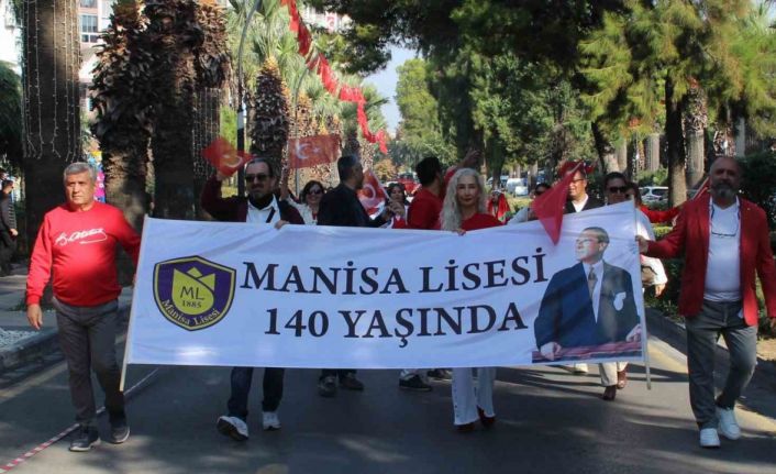 Manisa Lisesi’nden 140’ıncı yıla görkemli kutlama