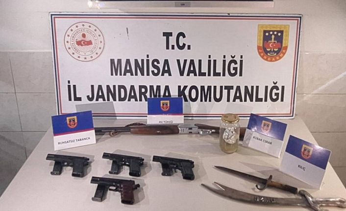 Manisa’da JASAT ekiplerinden uyuşturucu baskını