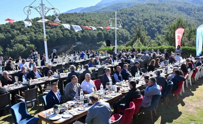 Manisa’da muhtarlara ücretsiz otopark müjdesi