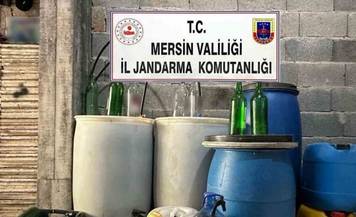 Mersin’de 640 litre sahte içki ele geçirildi