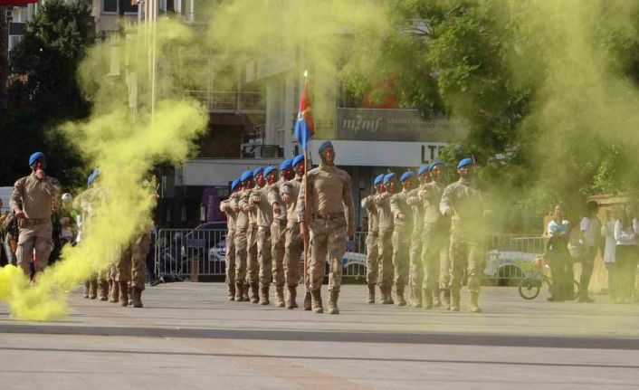 Mersin’de Cumhuriyet’in 101. yılı coşkuyla kutlandı