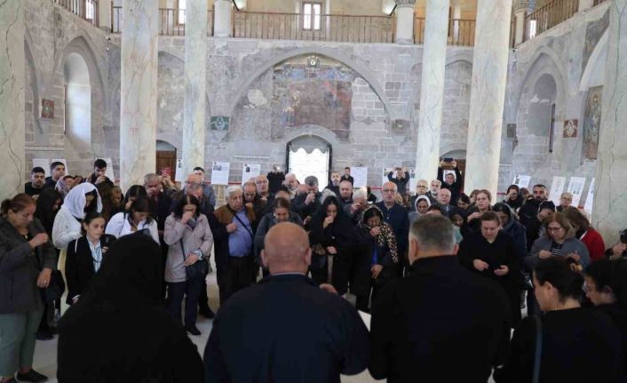 Meryem Ana Kilisesi yerli ve yabancı turistleri ağırlıyor