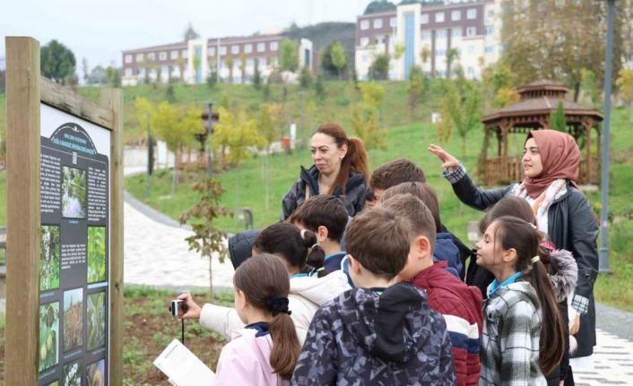 Öğrencilerden, Düzce Üniversitesi Botanik Bahçesi’ne ziyaret