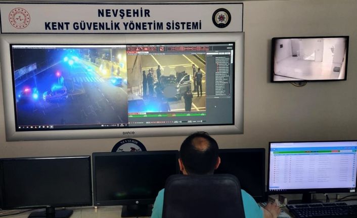 Önce KGYS kameralarına, sonra polise yakalandı