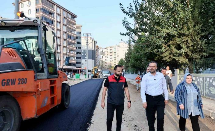 Onikişubat Belediyesi’nden asfalt atağı