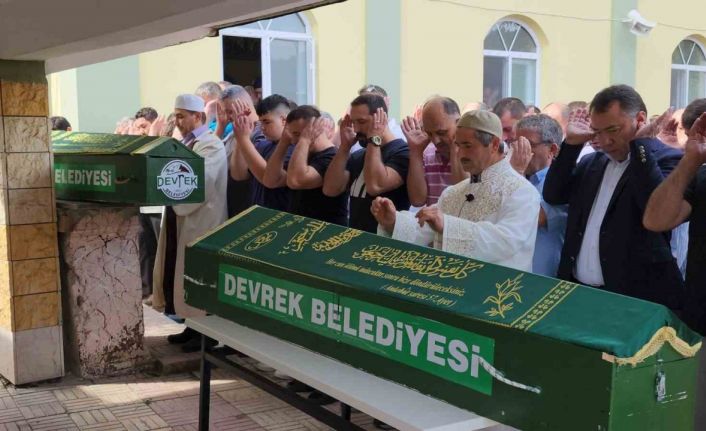 Ormanlık alanda öldürülen dayı ve yeğeni toprağa verildi