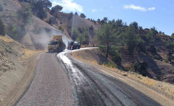 Pazarcık kırsalının yolu büyükşehir belediyesi ile yenileniyor