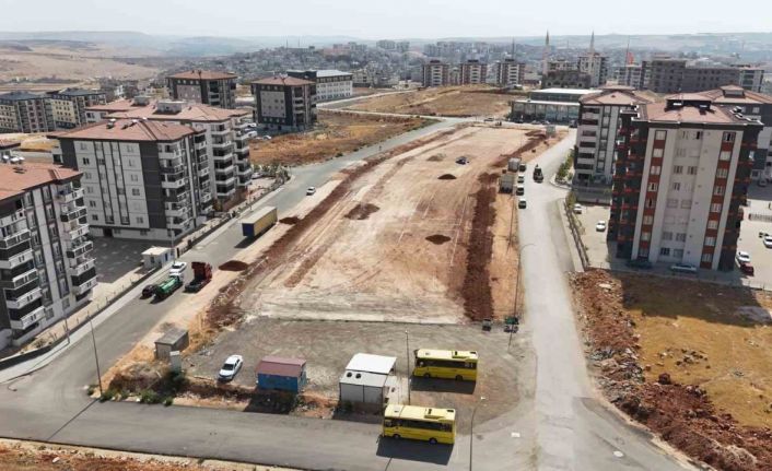 Sacır ve Göktürk Mahallesi’nde park yapımı başladı