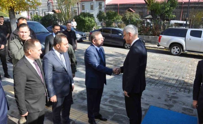 Sağlık Bakanı Memişoğlu, Kars’ta