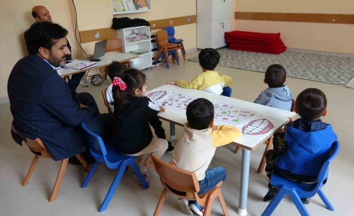 Sağlık çalışanlarının yüzünü güldüren proje: Hastane yerleşkesinde anaokulu açıldı