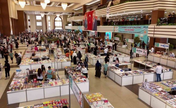 Şahinbey Belediyesinin kitap fuarlarını 2 milyona yakın kişi ziyaret etti