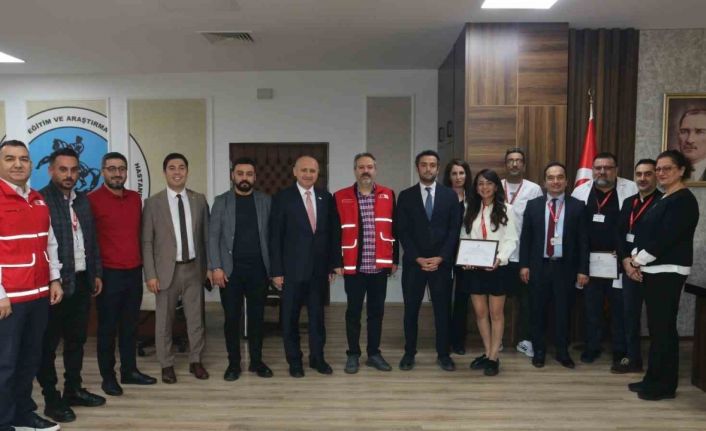 Samsun Eğitim Araştırma Hastanesi’ne Kızılay’dan altın madalya