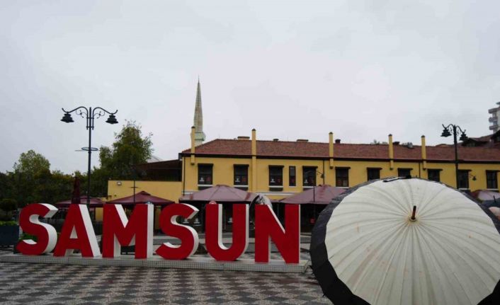 Samsun’da montlar gardıroplardan çıkıyor