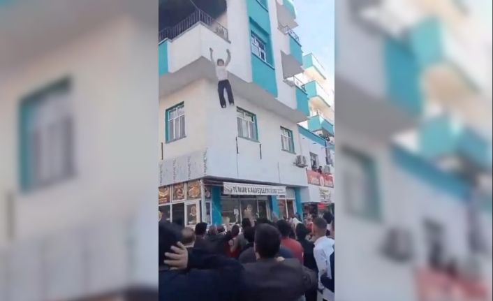 Şanlıurfa’da ev yangını: 2’nci kattan atlayarak kurtuldular