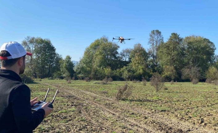 Selde hasar gören mera dron ile tohumlandı