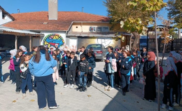 Şeyh Edebali İmam Hatip Ortaokulu öğrencileri Tavşanlı Höyüğü’nde