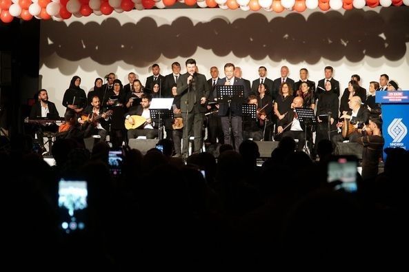 Sındırgı Türk Müziği Topluluğu konser verdi