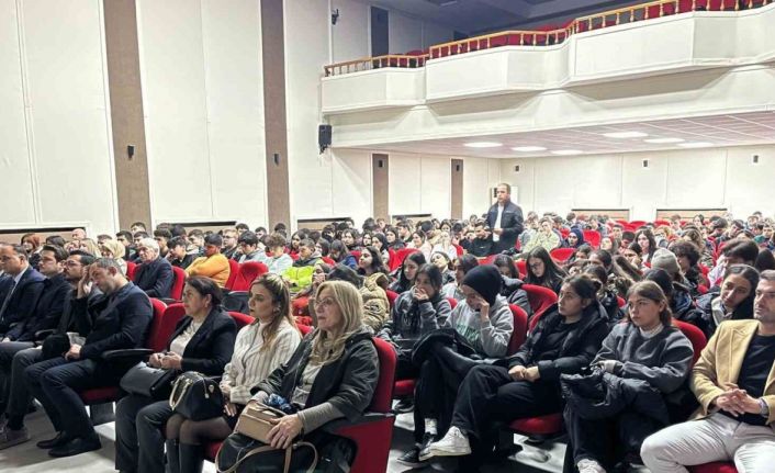 Sinop’ta meslek lisesi öğrencilerine girişimcilik eğitimi